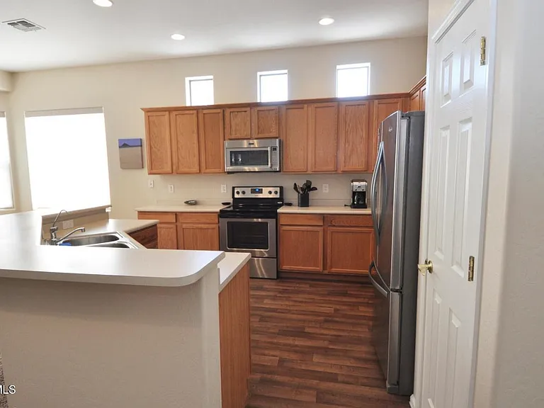 3530 E Los Altos Rd — Photo 7