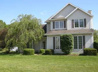 1048 Hermitage Dr, South Bend, IN