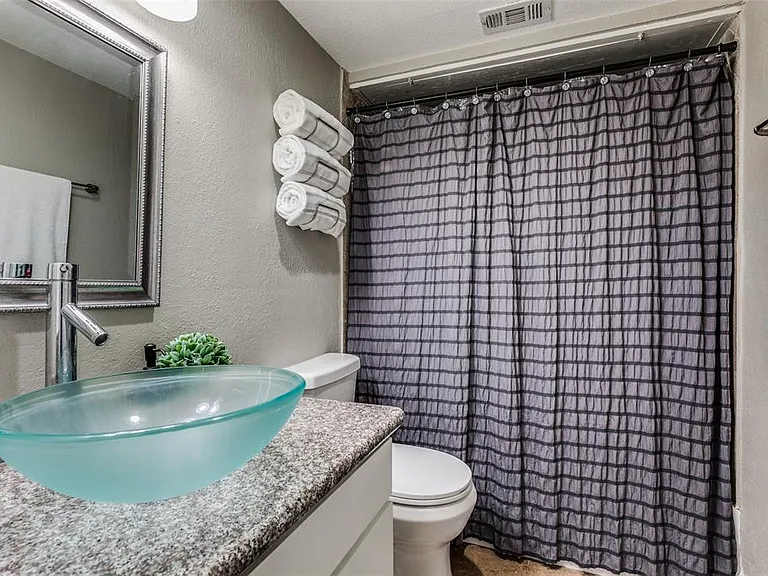 7929 Meadow Park Dr #202 — Photo 5