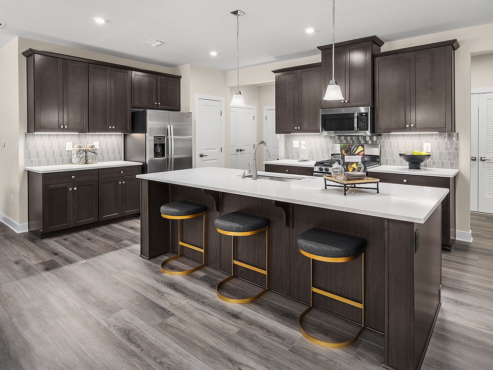 The Sapphire Plan, Greenwich Walk Elevator Condos 55 Plus, Moseley, VA