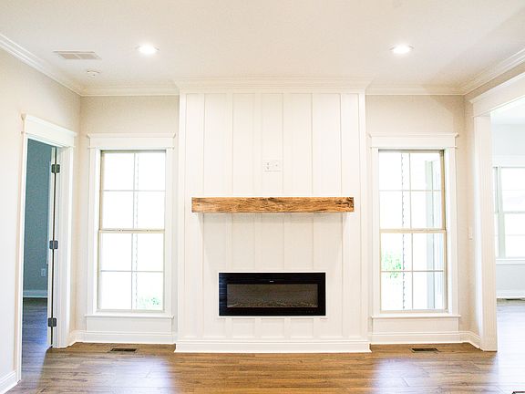 4th image of 1-5392 Peony Dr