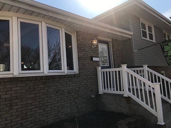 3rd image of 9311 Parkway Dr