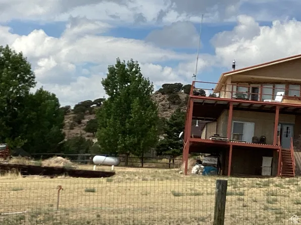 3 Red Cir #19, Manila, UT 84046