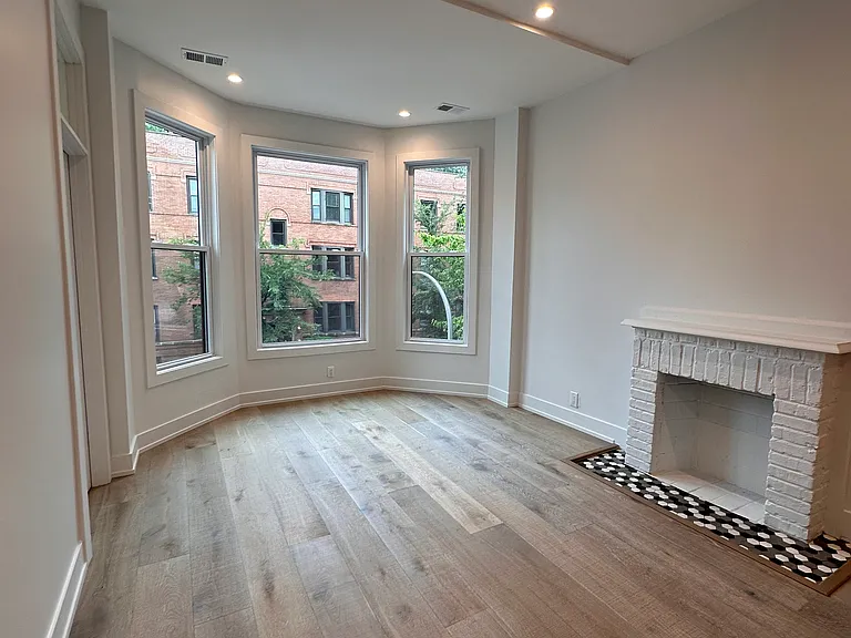 2950 N Sheffield Ave #3F — Photo 5