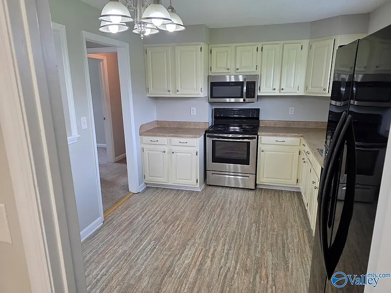 17439 Morgan Dr — Photo 7