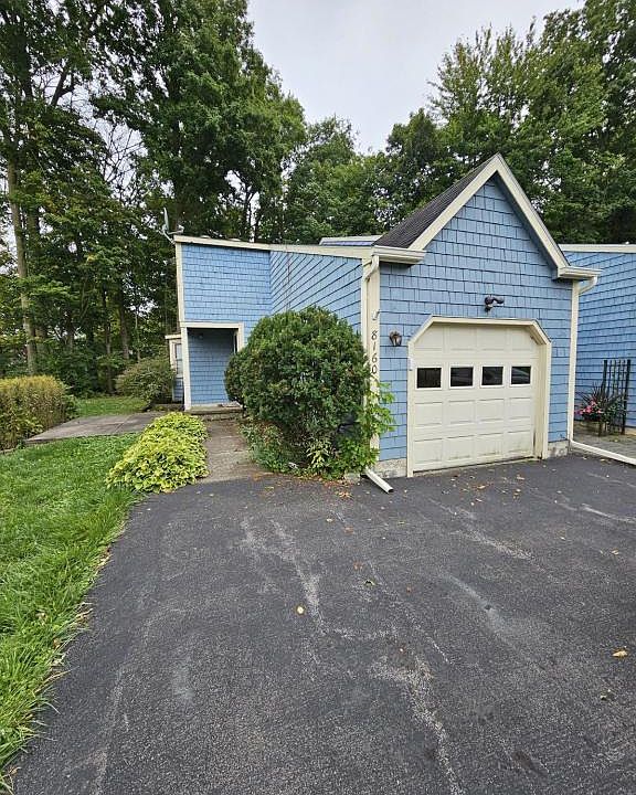1st image of 8160 Honeysuckle Dr