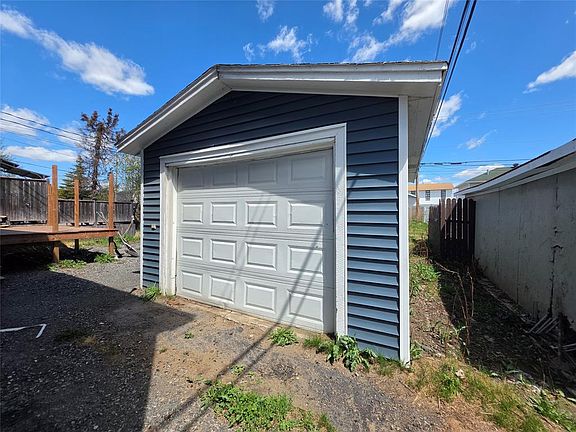 3rd image of 225 Howley Avenue