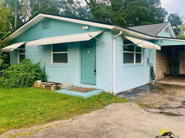 1865 Pioneer Trl, New Smyrna Beach, FL 32168
