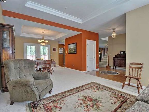 3rd image of 5430 Goldenrod Dr
