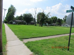 701 S 6th St, Herrin, IL 62948