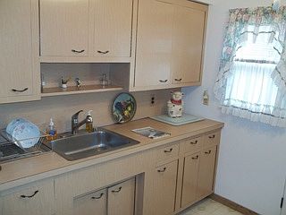 4th image of 718 Foch Blvd