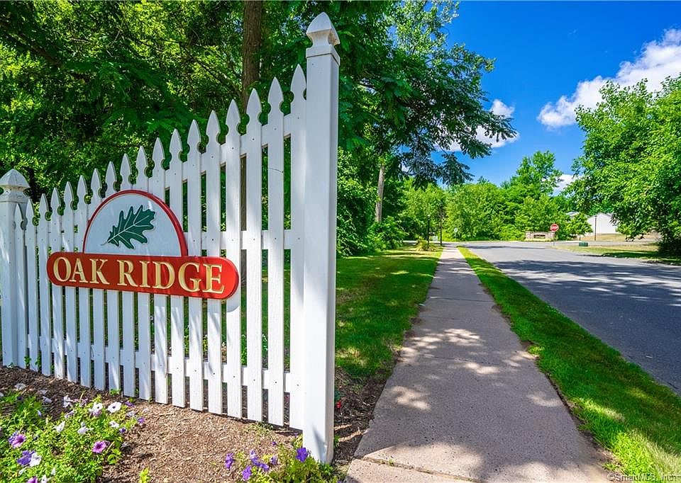 29 Oak Ridge Dr Windsor Locks, CT, 06096 Apartments for Rent Zillow