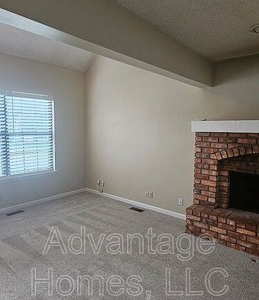 3rd image of 10832 Haskins St