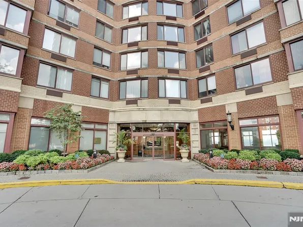 100 Old Palisade Road #4006, Fort Lee, NJ 07024