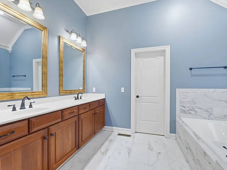 2733 Presley Dr — Photo 27