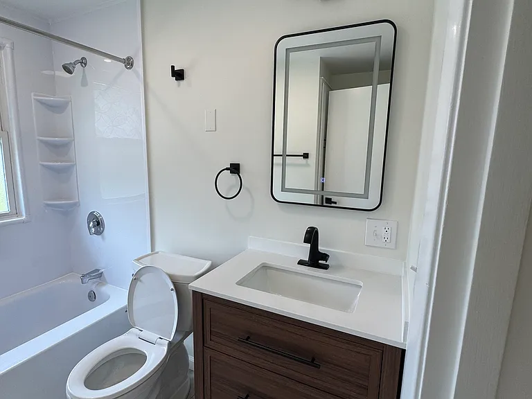 917 Nash Rd #2 — Photo 6