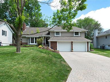 13929 S Summertree Ln Olathe Ks 66062 Zillow