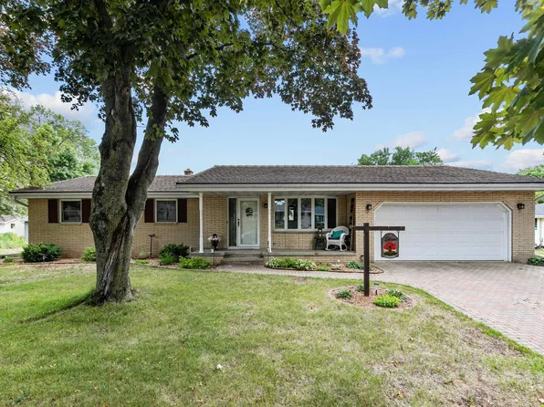 1425 Orchard Dr, Kaukauna, WI 54130
