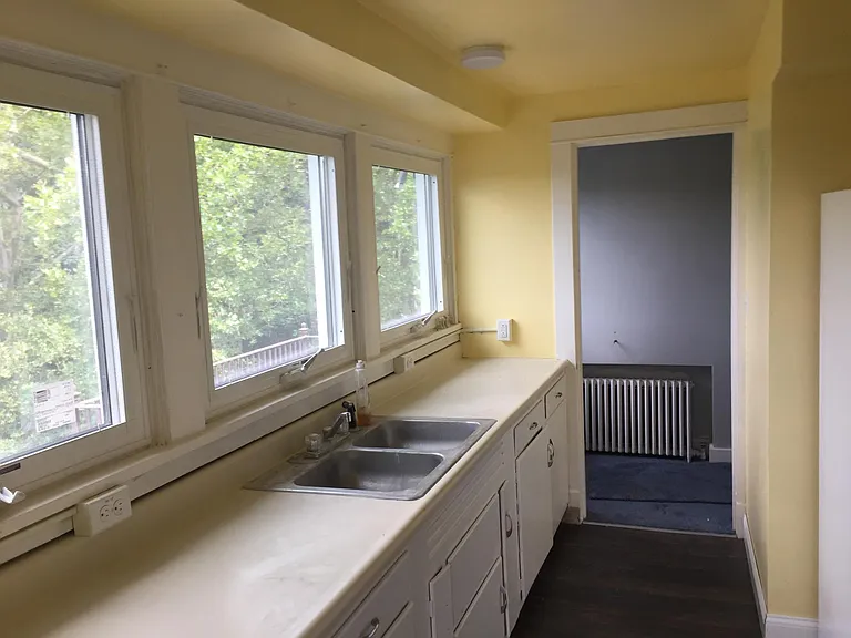 147 Lemoyne Ave #7 — Photo 7