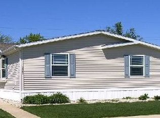 1045 Daleann Ave, Dekalb, IL 60115