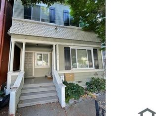 3142 Harrison St #3, Oakland, CA 94611
