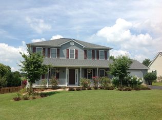 89 Bowmans Run Dr, Stuarts Draft, VA 24477
