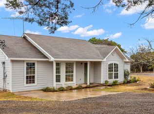 285 Harville Rd, Kerrville, TX 78028