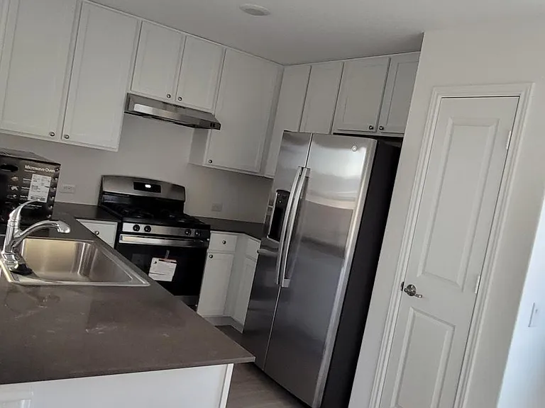 10010 Ana Hts — Photo 3