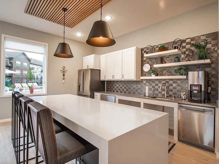 Rush Creek Apartments — Photo 6