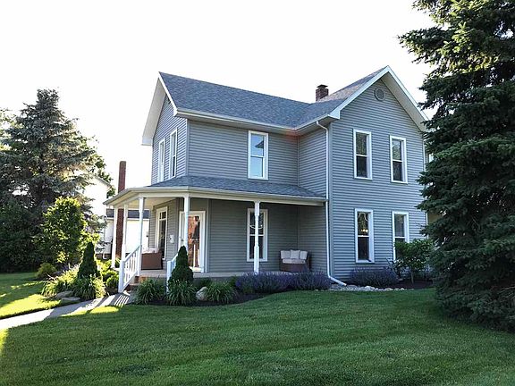 4th image of 215 E Ellsworth St