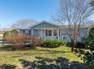 417 William Dr, Pleasant View, TN 37146