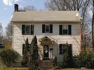 410 W 6th Ave, Roselle, NJ 07203