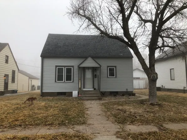 3620 18th St, Columbus, NE 68601