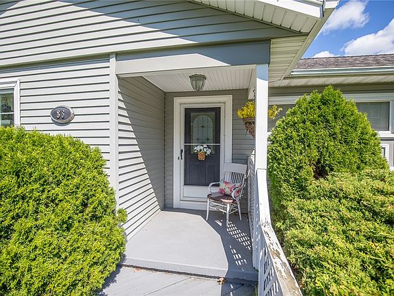 2nd image of 86 Sierra Dr