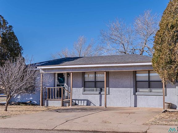 2nd image of 112 E Plaza Dr