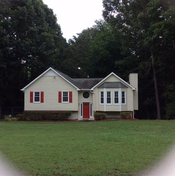 2nd image of 2653 Mountain Brook Rd