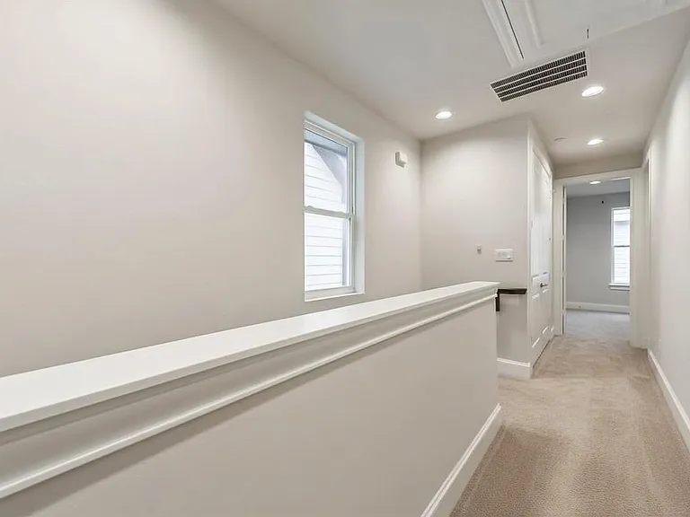 5308 S Capitol St — Photo 18