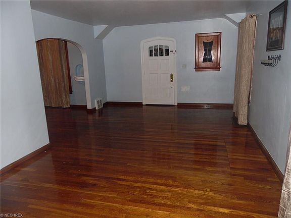 2nd image of 310 Nebraska Ave
