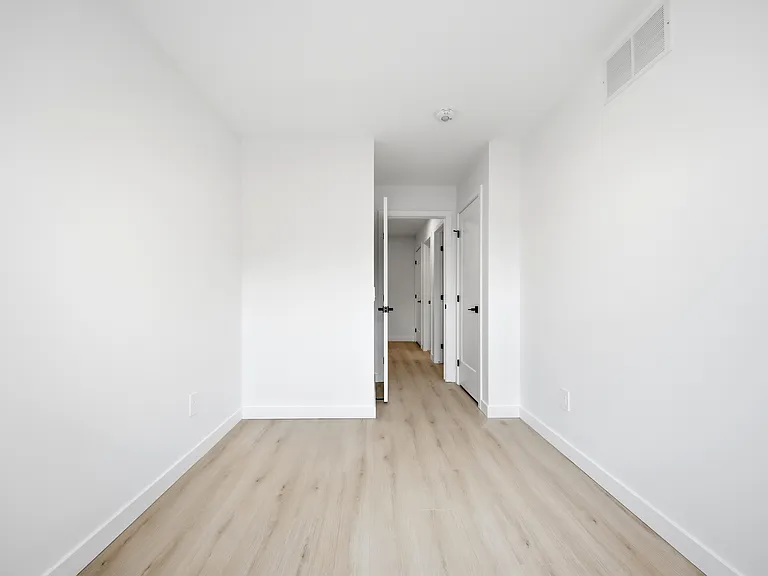31 Mill St #12 — Photo 10