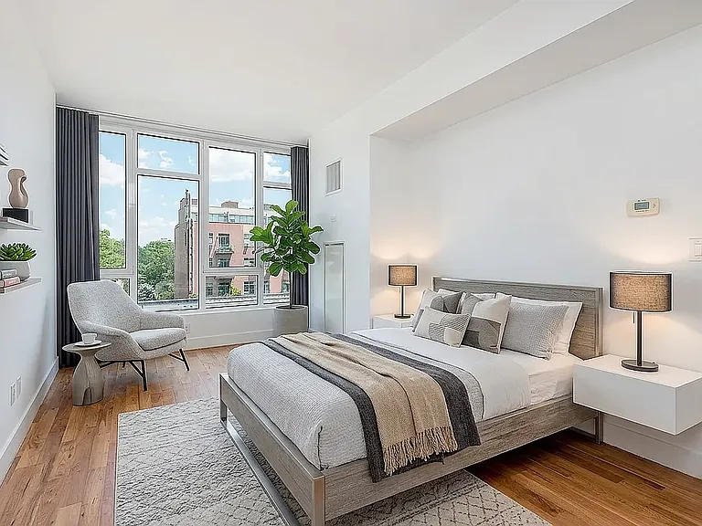 214 N 11th St #5C — Photo 10