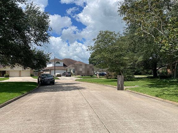 5th image of 7090 Shanahan Dr