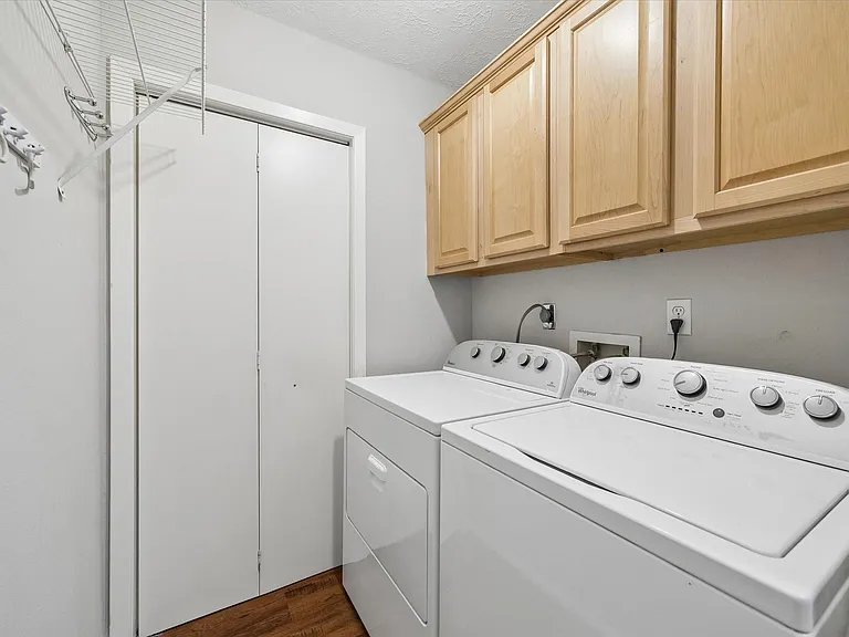 14201 Misty Meadow Ln — Photo 20