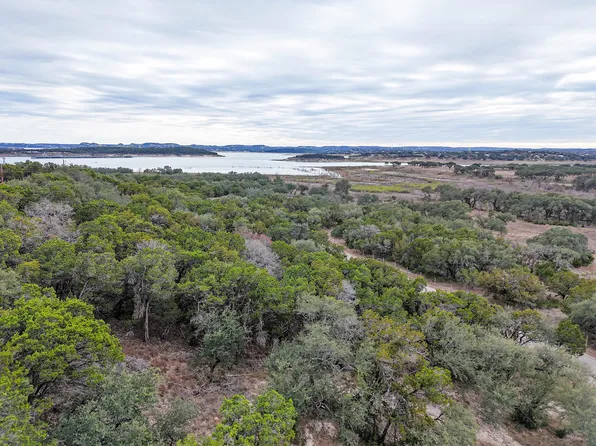 1167 Hancock Rd, Canyon Lake, TX 78133