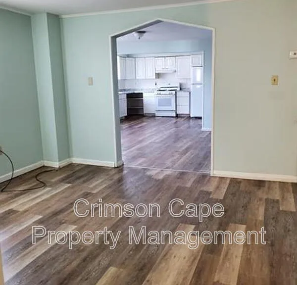 108 Grove St #1 — Photo 3