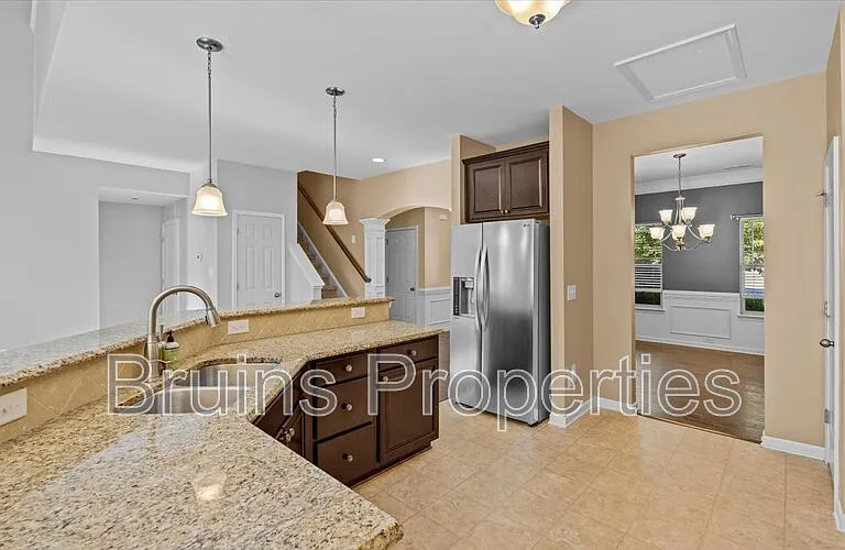 1814 Castle Gate Ct — Photo 7