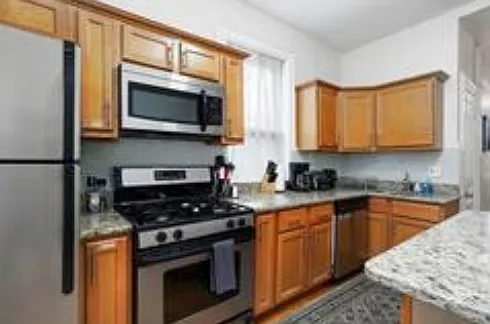 1414 W Fletcher St #1R — Photo 17