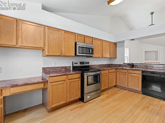 4th image of 8210 Saint Helena Dr