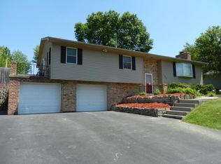 17945 Vista Ln, Council Bluffs, IA 51503