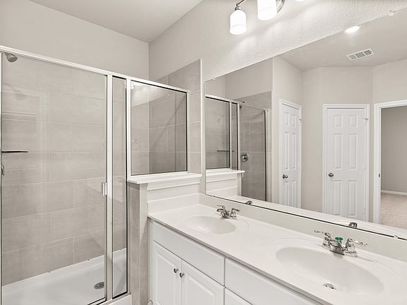 Azalea - Franklin Interior Image 4