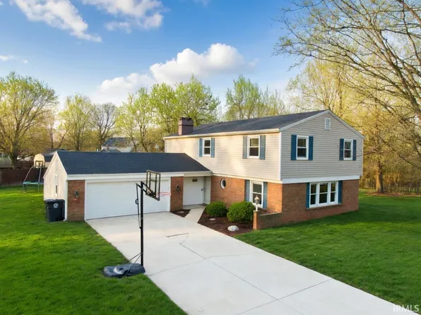 5333 Moonrock Ct, Fort Wayne, IN 46804